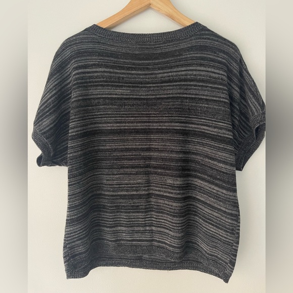 Loft Short Sleeve Sweater with Beads and sequins Size Medium Wool blend - Picture 3 of 9